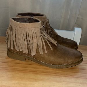 NWOT Western Booties